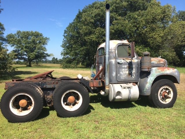 For sale: 1963 Other Makes Mack Model B61.