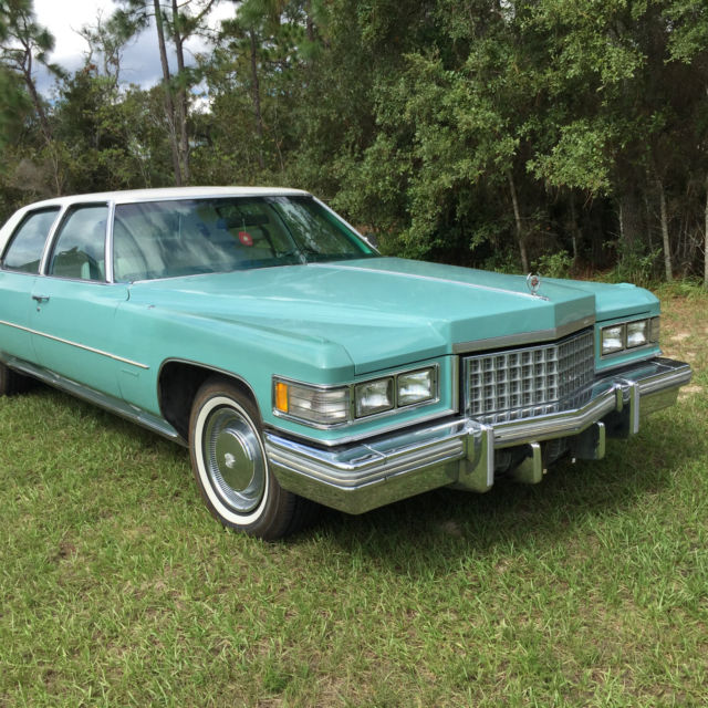 Cadillac Fleetwood 1976