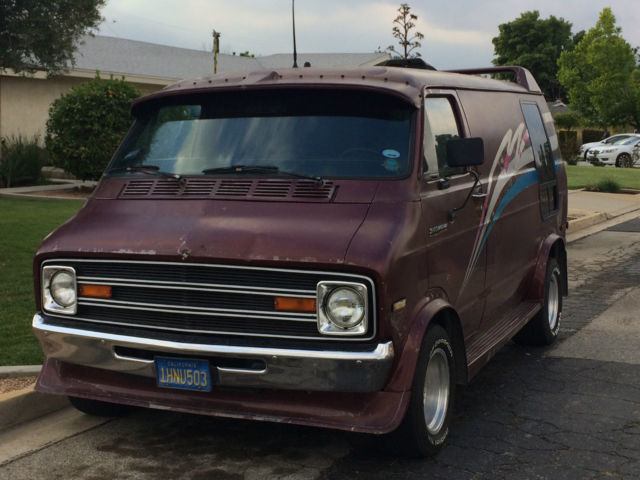 1971 Dodge Ram van