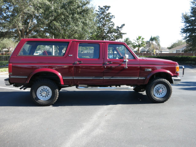 Ford Bronco SUV 1990 Red For Sale. 2FTJW36G9LCA41300 1990 Ford C350