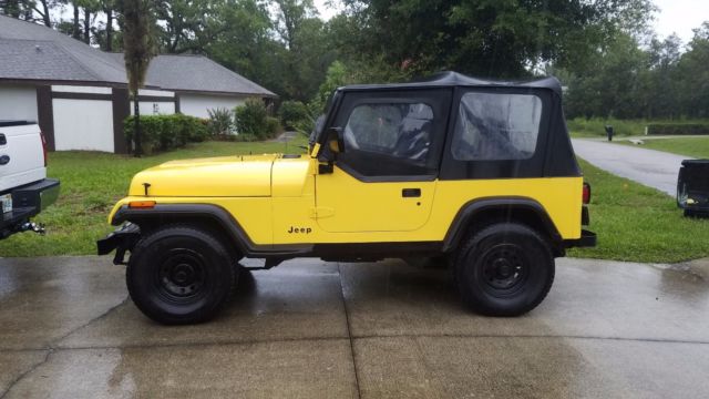 Jeep Wrangler 1991 Yellow For Sale. 2J4FY19P6MJ134072 1991